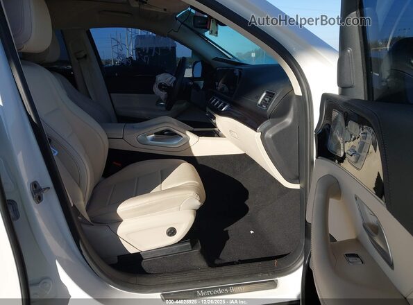4JGFB5KB5PA917578 2023 MERCEDES-BENZ GLE 450 White Vista interior delantera