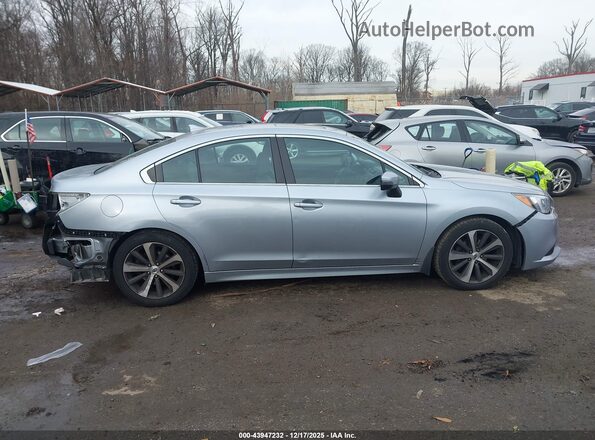4S3BNAN60H3032678 2017 SUBARU LEGACY Silver Սալոնի հետևի տեսք