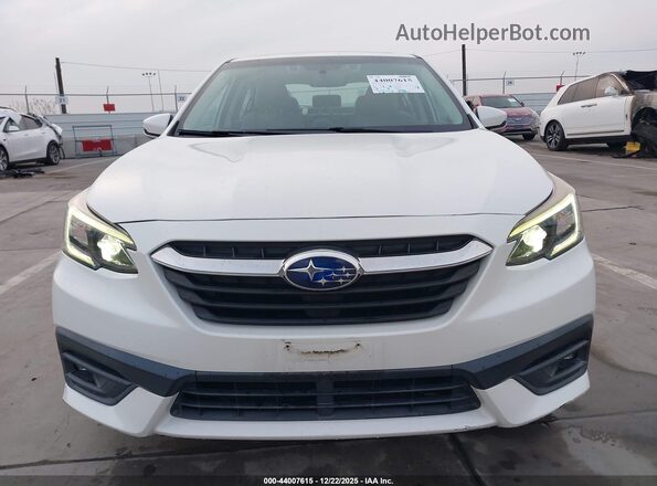 4S3BWAE69L3011334 2020 SUBARU LEGACY White Vista del cuadro de instrumentos