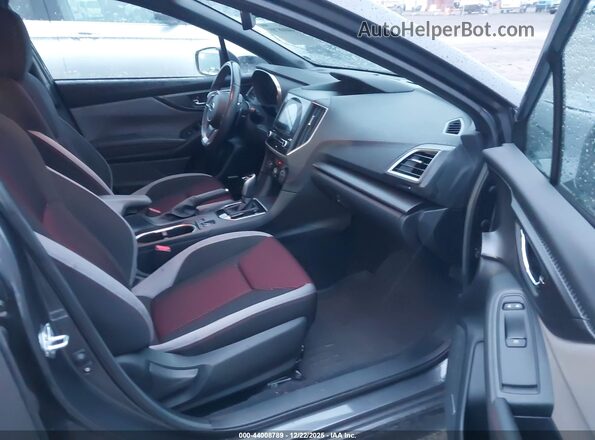 4S3GKAM61N3610833 2022 SUBARU IMPREZA Gray Widok wnętrza z przodu
