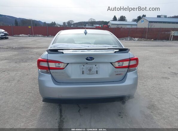 4S3GKAM67J3607624 2018 SUBARU IMPREZA Silver 