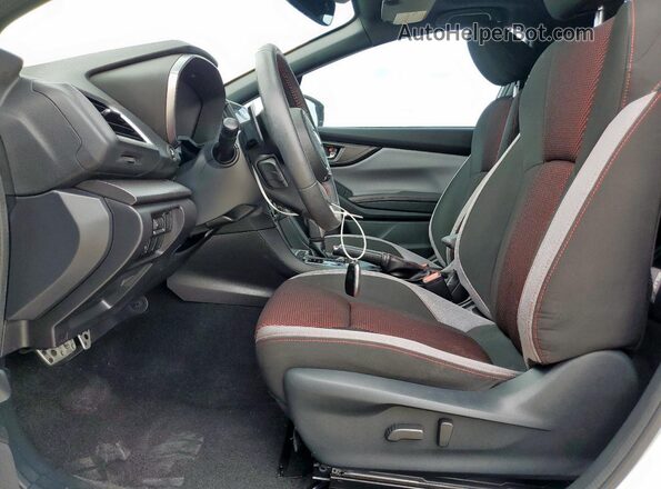4S3GTAM69P3712817 2023 SUBARU IMPREZA White Вид салону спереду
