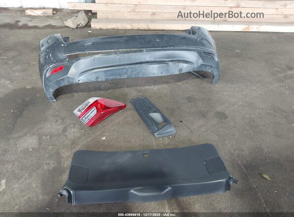 4S3GTAV64M3703887 2021 SUBARU IMPREZA Gray 