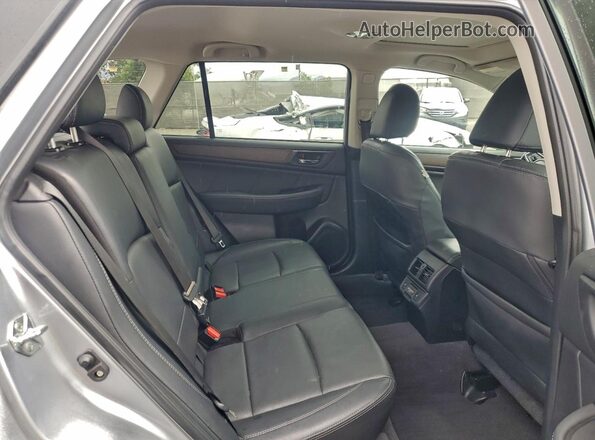 4S4BSAKC0J3378282 2018 SUBARU OUTBACK Silver 