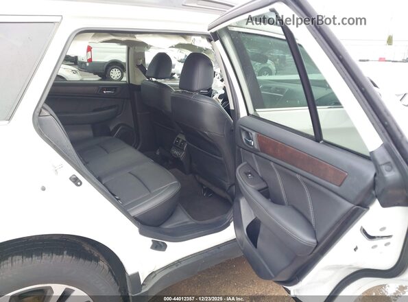 4S4BSANC6K3258029 2019 SUBARU OUTBACK White VIN კოდის სტიკერის ხედი