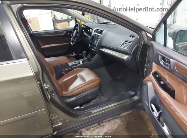 4S4BSATC6J3332597 2018 SUBARU OUTBACK Green Front interior view