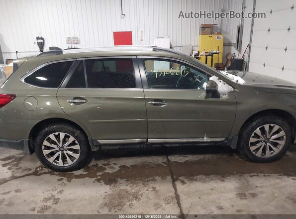 4S4BSATC6J3332597 2018 SUBARU OUTBACK Green Rear interior view
