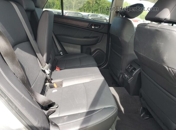4S4BSENC9J3306063 2018 SUBARU OUTBACK Silver 