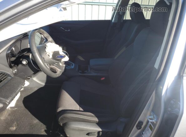 4S4BTADC5R3169786 2024 SUBARU OUTBACK Silver Widok wnętrza z przodu