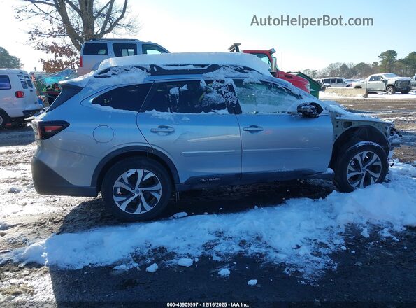 4S4BTANC2L3130546 2020 SUBARU OUTBACK Gray Rear interior view