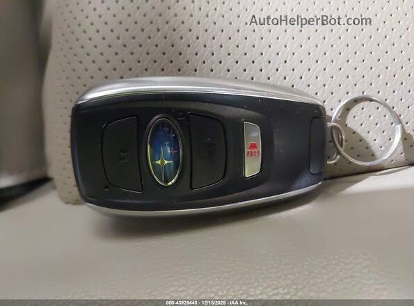 4S4BTANC9M3173752 2021 SUBARU OUTBACK White Widok deski rozdzielczej