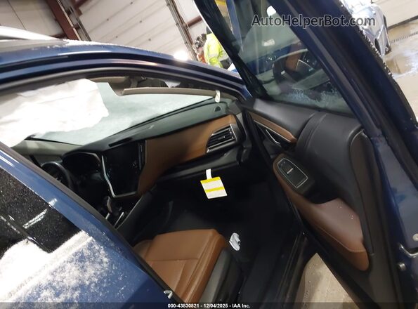 4S4BTGPD3N3197524 2022 SUBARU OUTBACK Blue Front interior view