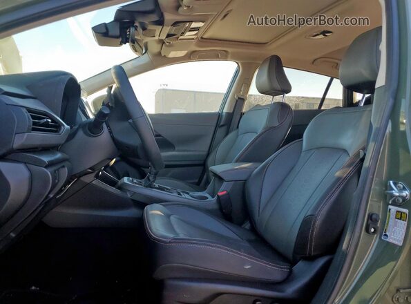 4S4GUHM67S3732302 2025 SUBARU CROSSTREK Green Սալոնի դիմացի տեսք