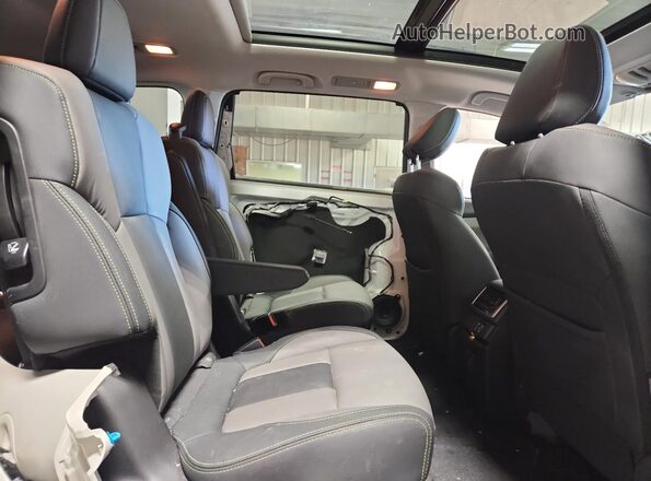 4S4WMAHDXR3408458 2024 SUBARU ASCENT White Вид задньої частини салону