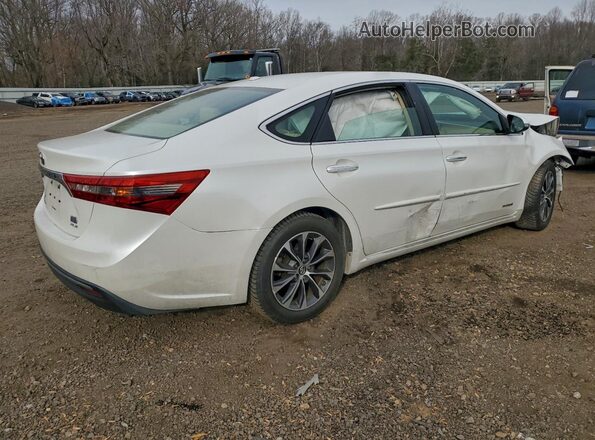 4T1BD1EB4JU062083 2018 TOYOTA AVALON White Հետևի աջ