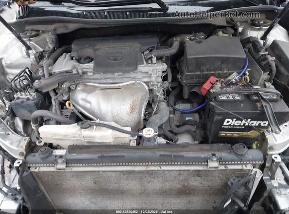 4T1BF1FK6HU694036 2017 TOYOTA LE Silver Вид ззаду