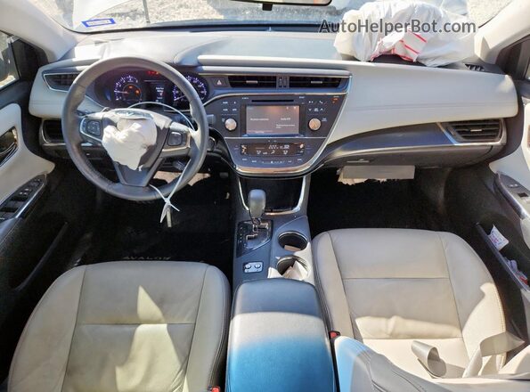 4T1BK1EB4GU238712 2016 TOYOTA LE Серебряный Вид панели приборов