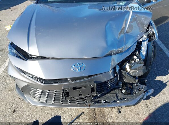 4T1DAACK1TU657996 2026 TOYOTA CAMRY Серебряный Вид спереди