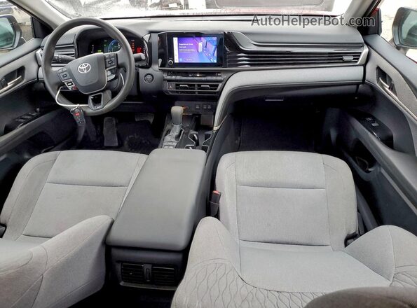 4T1DAACK2SU108807 2025 TOYOTA CAMRY Red Vista del salpicadero