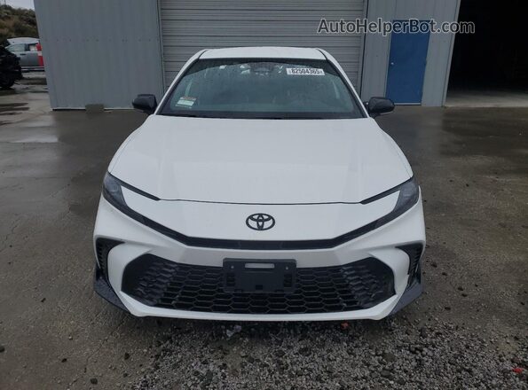 4T1DAACK5TU209275 2026 TOYOTA CAMRY White 