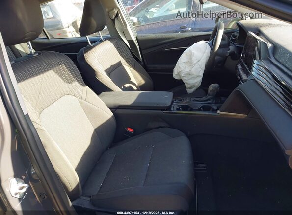 4T1DAACK9TU230470 2026 TOYOTA LE Серый Вид салона спереди