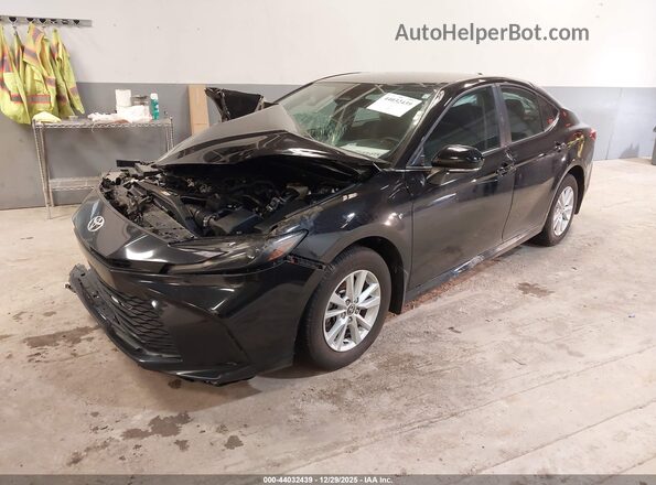 4T1DBADK3SU010624 2025 TOYOTA LE Black Vista tres cuartos delantera izquierda