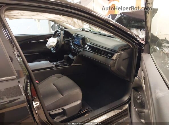 4T1DBADK3SU010624 2025 TOYOTA LE Black Vista interior delantera