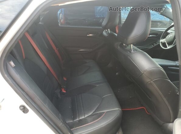 4T1FZ1FB8MU066529 2021 TOYOTA AVALON White Widok tylnych siedzeń