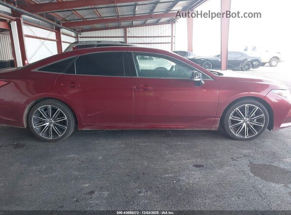 4T1HZ1FB2LU042315 2020 TOYOTA AVALON Red Вид задньої частини салону