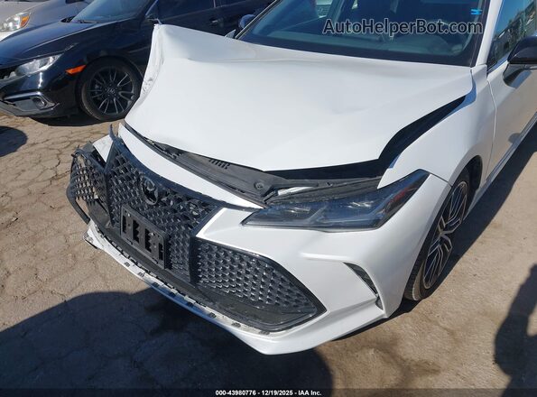4T1HZ1FB4NU072693 2022 TOYOTA AVALON White Vista frontal