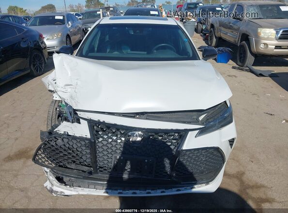 4T1HZ1FB4NU072693 2022 TOYOTA AVALON White Vista del cuadro de instrumentos