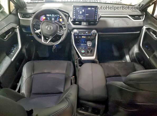 4T3E6RFV0NU070516 2022 TOYOTA RAV4 Белый Вид панели приборов