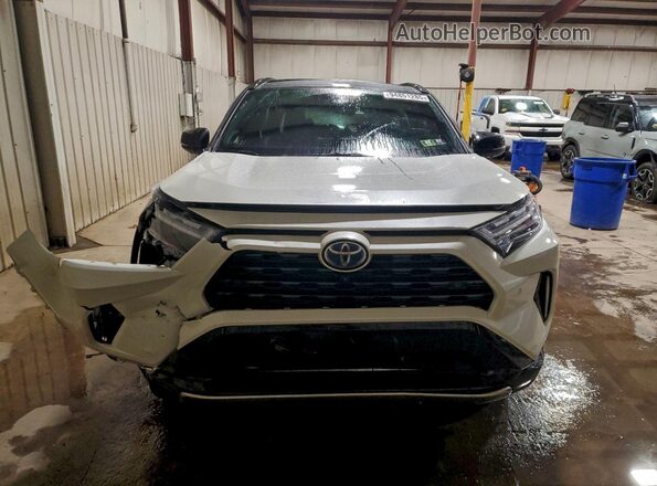 4T3E6RFV0NU070516 2022 TOYOTA RAV4 Белый Вид спереди