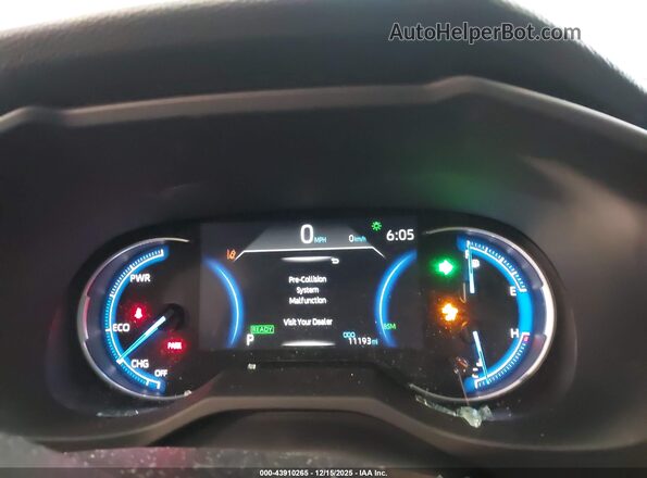 4T3E6RFV4SU178147 2025 TOYOTA RAV4 HYBRID White Widok tylnych siedzeń