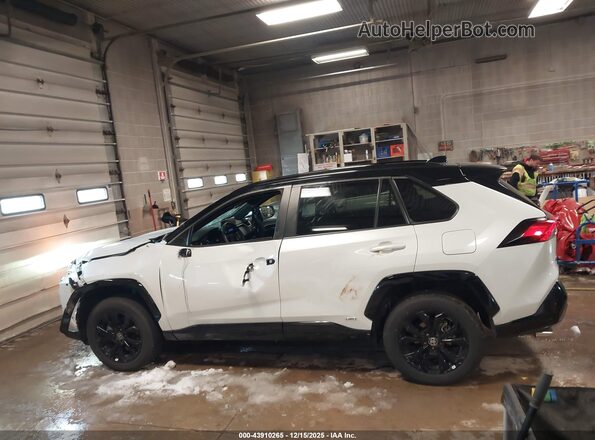 4T3E6RFV4SU178147 2025 TOYOTA RAV4 HYBRID White Widok wnętrza 360 stopni