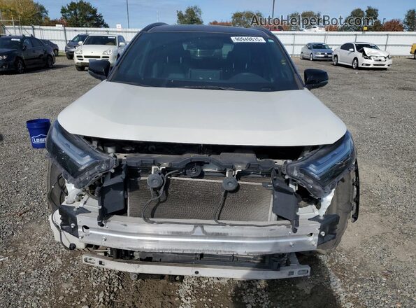 4T3E6RFV6NU072139 2022 TOYOTA RAV4 White Widok z przodu