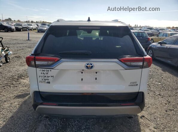 4T3E6RFV6NU072139 2022 TOYOTA RAV4 White Widok z tyłu