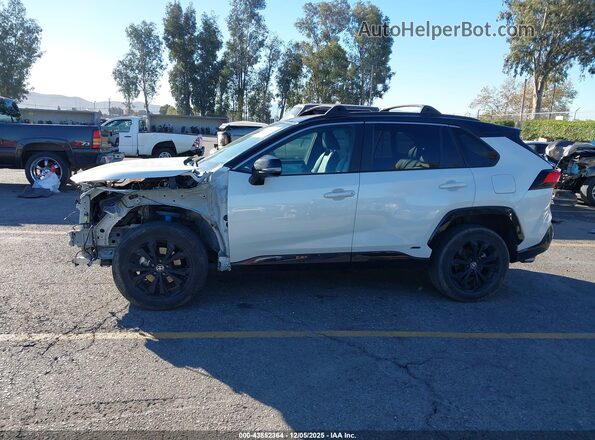 4T3E6RFV6NU081732 2022 TOYOTA RAV4 HYBRID White 