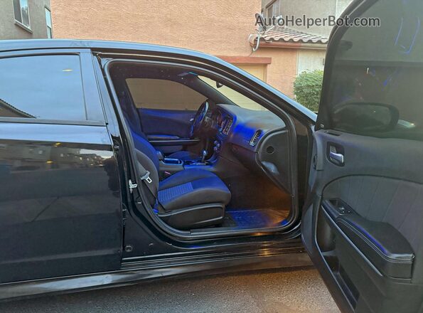 2C3CDXCT2KH578605 2019 DODGE CHARGER Black Вид ззаду