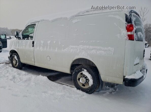 1GCWGAFPXJ1252608 2018 CHEVROLET EXPRESS White 