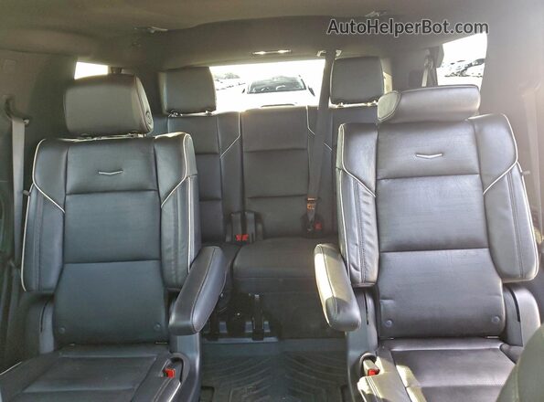 1GYS4EKL5NR296714 2022 CADILLAC ESCALADE Черный Вид задней части салона