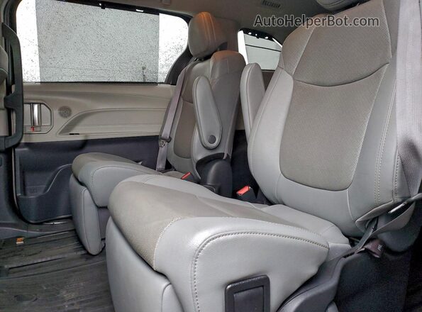 5TDZRKEC4PS178903 2023 TOYOTA LIMITED Gray Engine compartment view