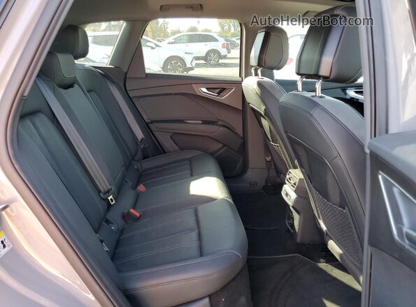 WA1K2BFZXRP029962 2024 AUDI Q4 Gray 