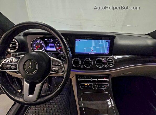 WDDZF4JB2KA614063 2019 MERCEDES-BENZ E-CLASS Black Вид задніх сидінь
