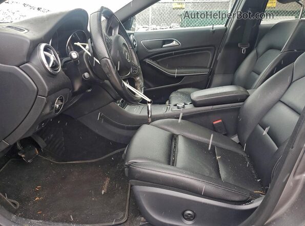 WDCTG4GB8GJ200758 2016 MERCEDES-BENZ GLA-CLASS Gray Widok deski rozdzielczej