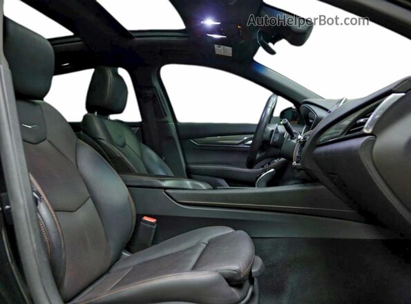 1G6DR5RW6L0131355 2020 CADILLAC CT5 Black წინა ხედი