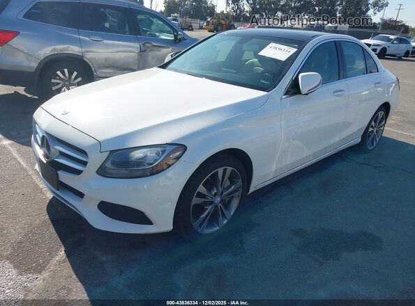 55SWF4HB1GU164857 2016 MERCEDES-BENZ C 350E Белый Передняя левая четверть