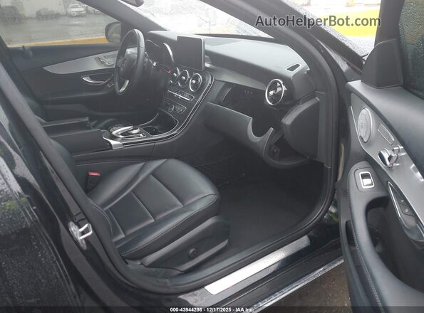 55SWF4HB5JU272079 2018 MERCEDES-BENZ C 350E Черный Вид салона спереди