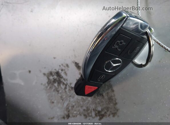 55SWF4HB5JU272079 2018 MERCEDES-BENZ C 350E Черный Вид панели приборов