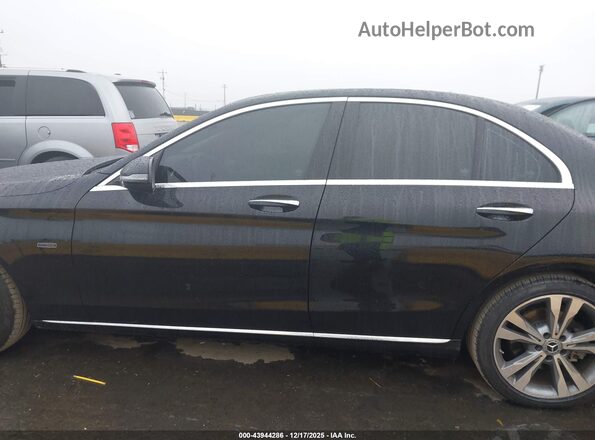 55SWF4HB5JU272079 2018 MERCEDES-BENZ C 350E Черный Панорамный вид салона 360°